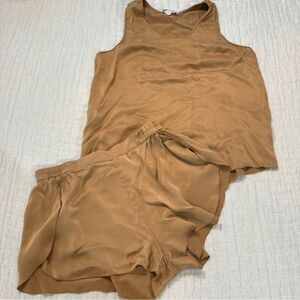 Lunya Washable Silk Women’s Pajama Set Size Medium 100% Silk Set Flawed!